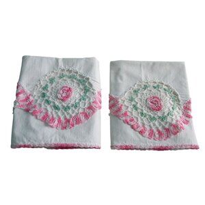 Vintage Handcrafted Crochet Scallop Rose Design Pillowcases Two GUC Discolored